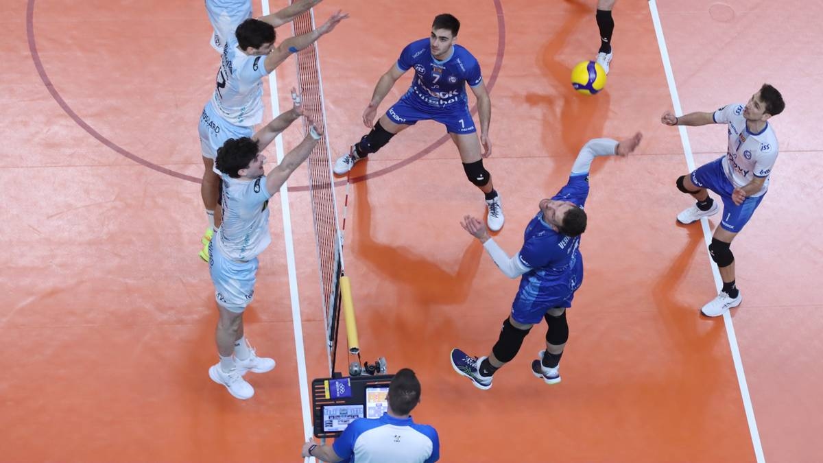 CEV-Volleyball-Pokal der Herren: Tours VB – Knack Roeselare. Live-Berichterstattung und Live-Ergebnisse