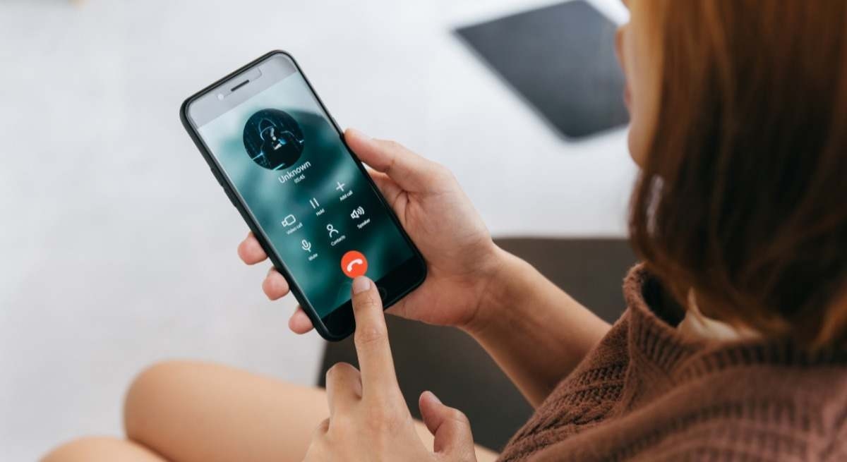 Zo weet je of je met een kunstmatige intelligentie aan het bellen bent: de truc om het binnen enkele seconden te detecteren
