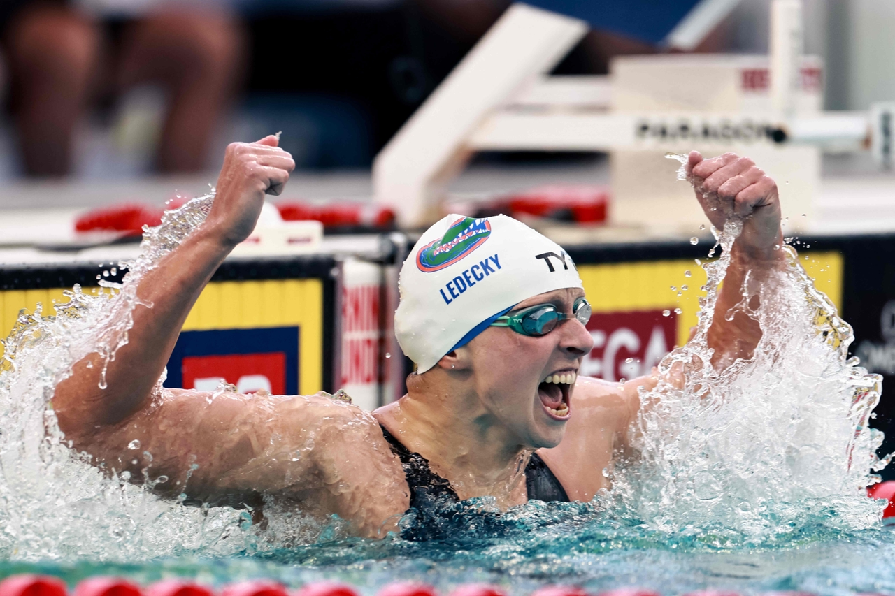 La nadadora Gretchen Walsh bate récord mundial dos veces en un día