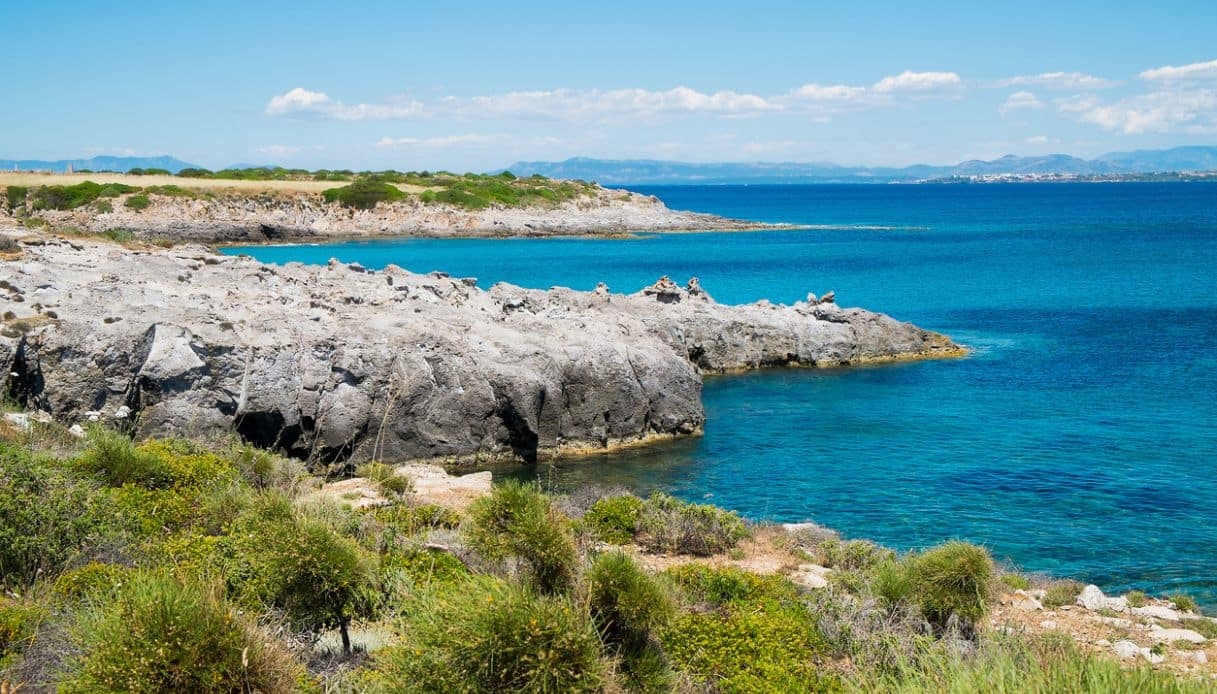 Isole della Sardegna senza folla: paradisi silenziosi tra natura e mare