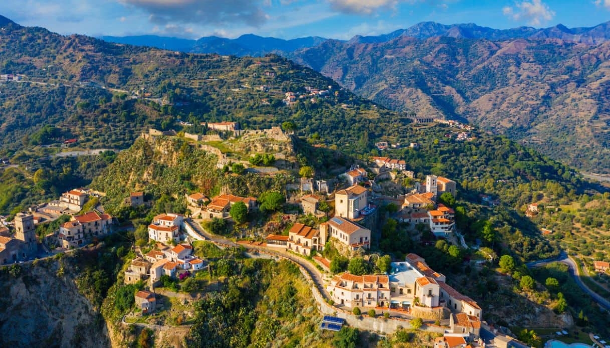 Savoca, le village sicilien où le cinéma n'a jamais disparu