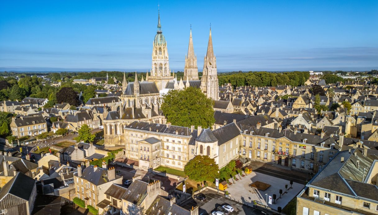 Bayeux, normańska perła między średniowieczem a pamięcią historyczną