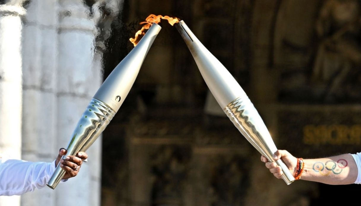 A jornada da chama olímpica Milão-Cortina 2026: paradas em cada região.