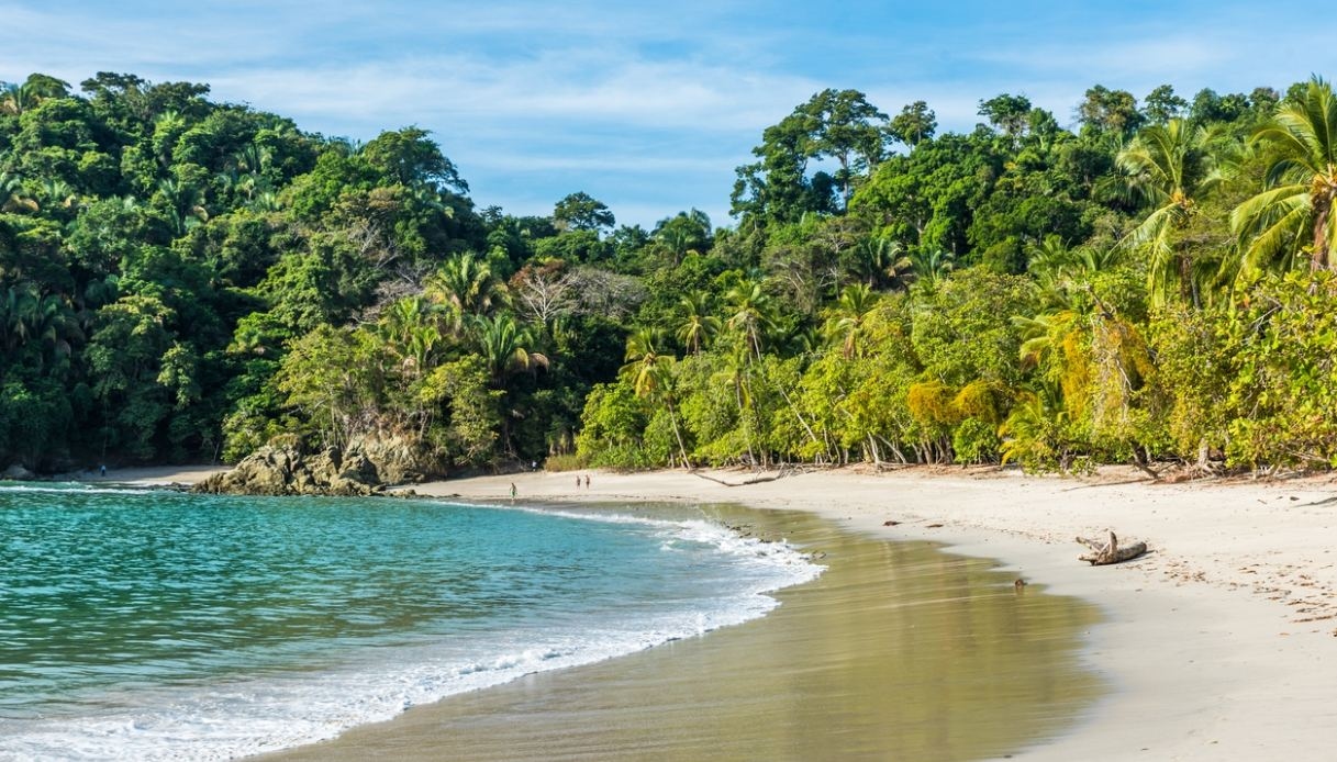 Sogna il caldo: ecco dove andare a Natale 2025 per fuggire dall’inverno