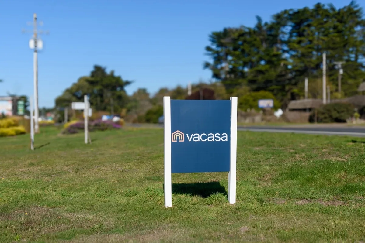 Vacasa ahora es una empresa de Casago tras el cierre de la adquisición