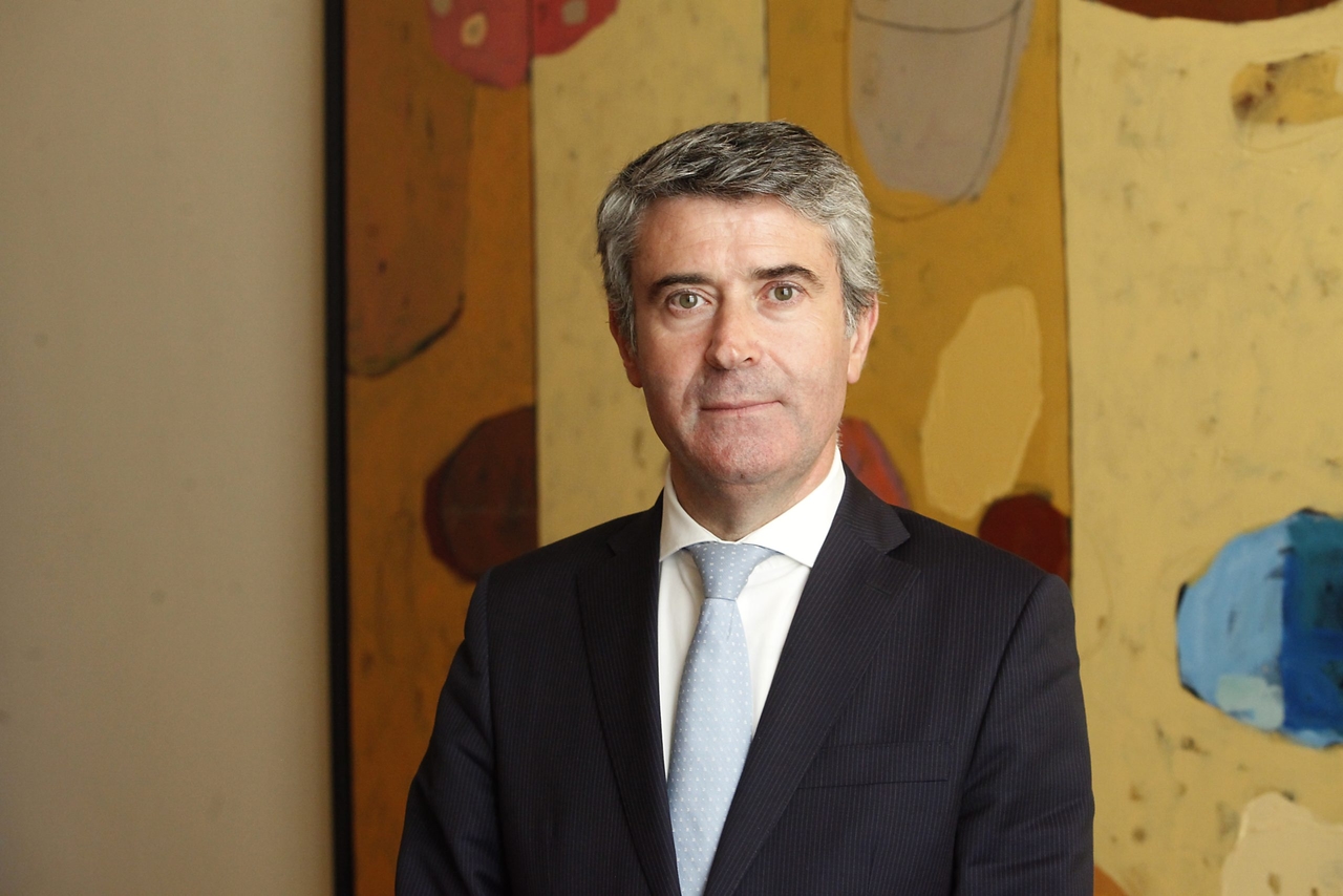 José Luís Carneiro attualmente scioglie la commissione d'inchiesta su Luís Montenegro