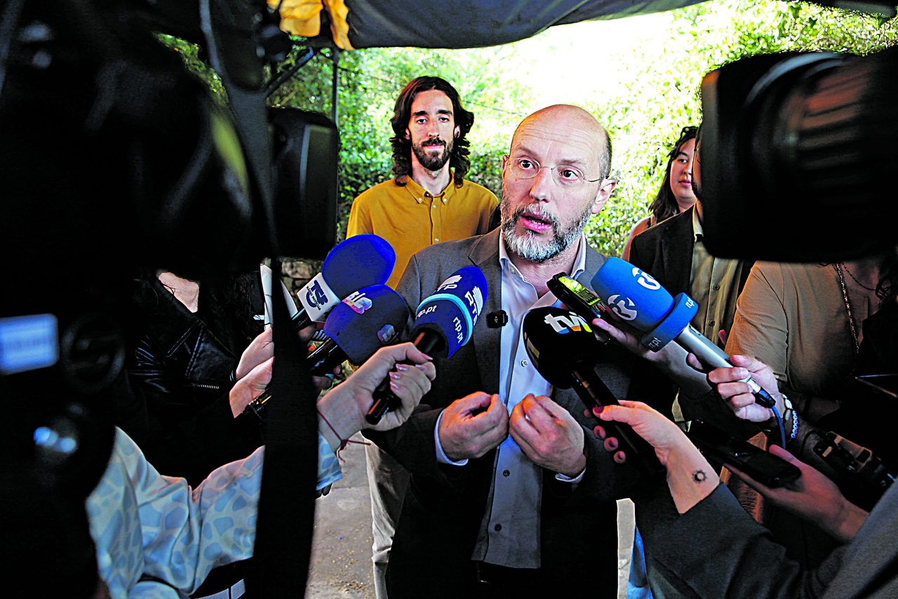 Livre asks AD to reject constitutional review
