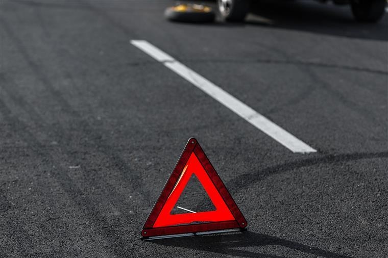 Twee doden en drie gewonden bij frontale botsing op IP3