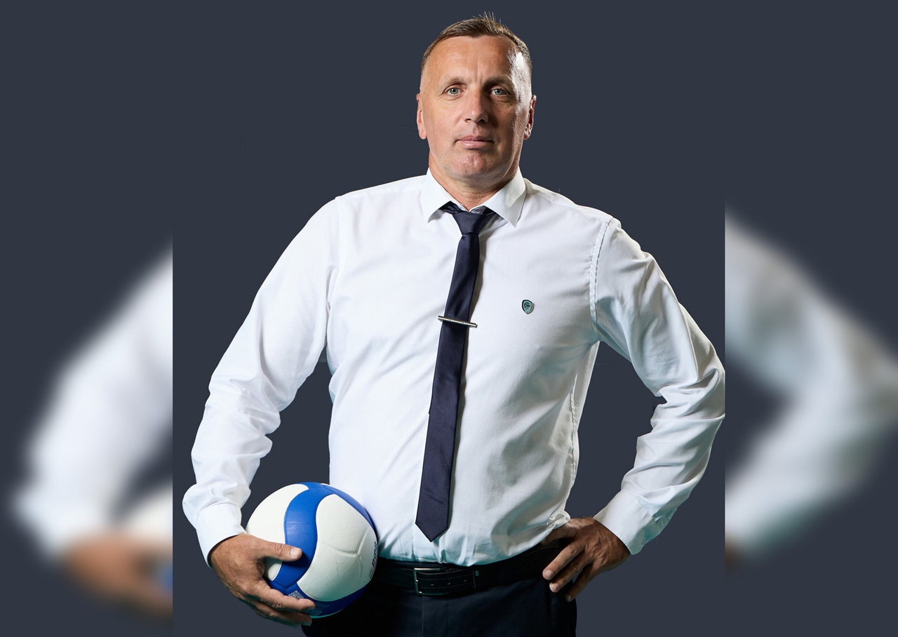 O técnico principal de Sakhalin resumiu os resultados do campeonato russo de vôlei feminino