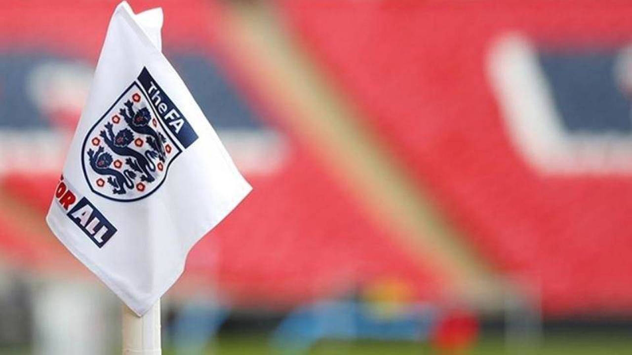 La FA interdit aux femmes transgenres de jouer au football