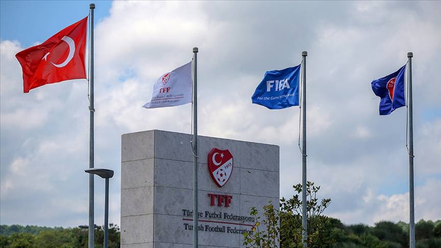 9 Vereine aus der Super League wurden an die PFDK verwiesen