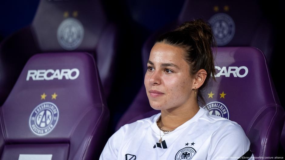 DFB women travel to the European Championship in Switzerland without Lena Oberdorf