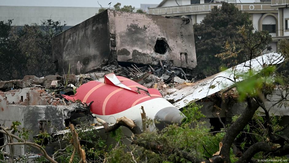 Katastrofa Air India w Ahmedabad: Znaleziono rejestrator lotu