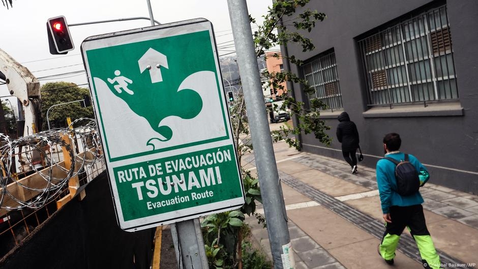 Pasifik: Rusya'da artçı sarsıntılar, Şili'de tsunami uyarısı