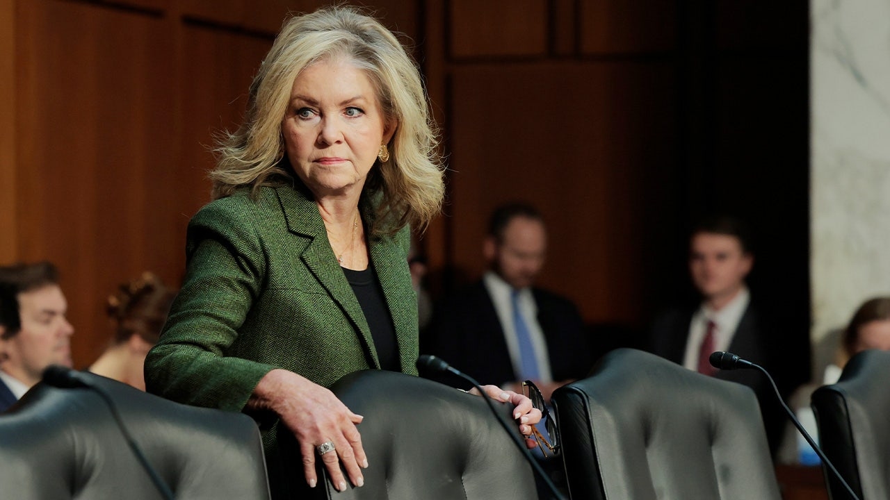 Il senatore Blackburn prende di mira il turismo delle nascite, "acquistando la cittadinanza americana" a sostegno del programma di immigrazione di Trump