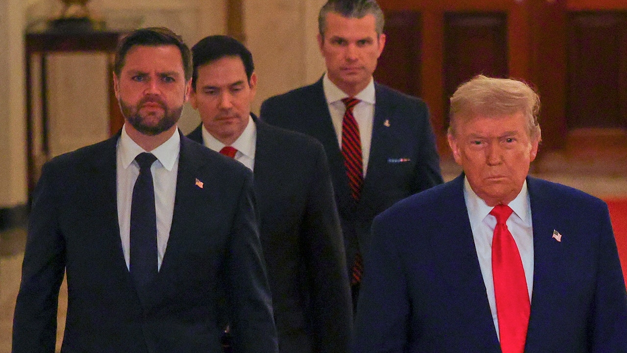 JD Vance afirma que el programa nuclear iraní sufrió un revés sustancial tras los ataques estadounidenses "precisos y quirúrgicos".