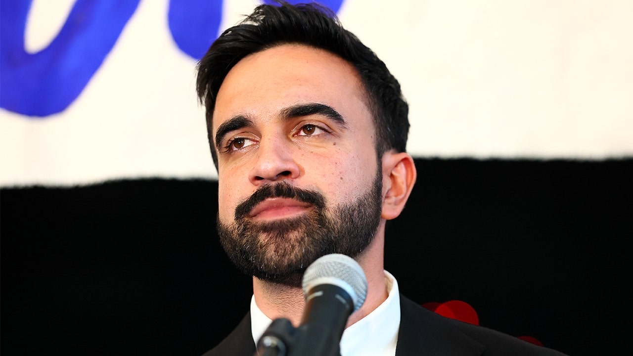 Democratische socialistische burgemeesterskandidaat zorgt voor groeiende hoofdpijn bij kwetsbare Democraten in New York