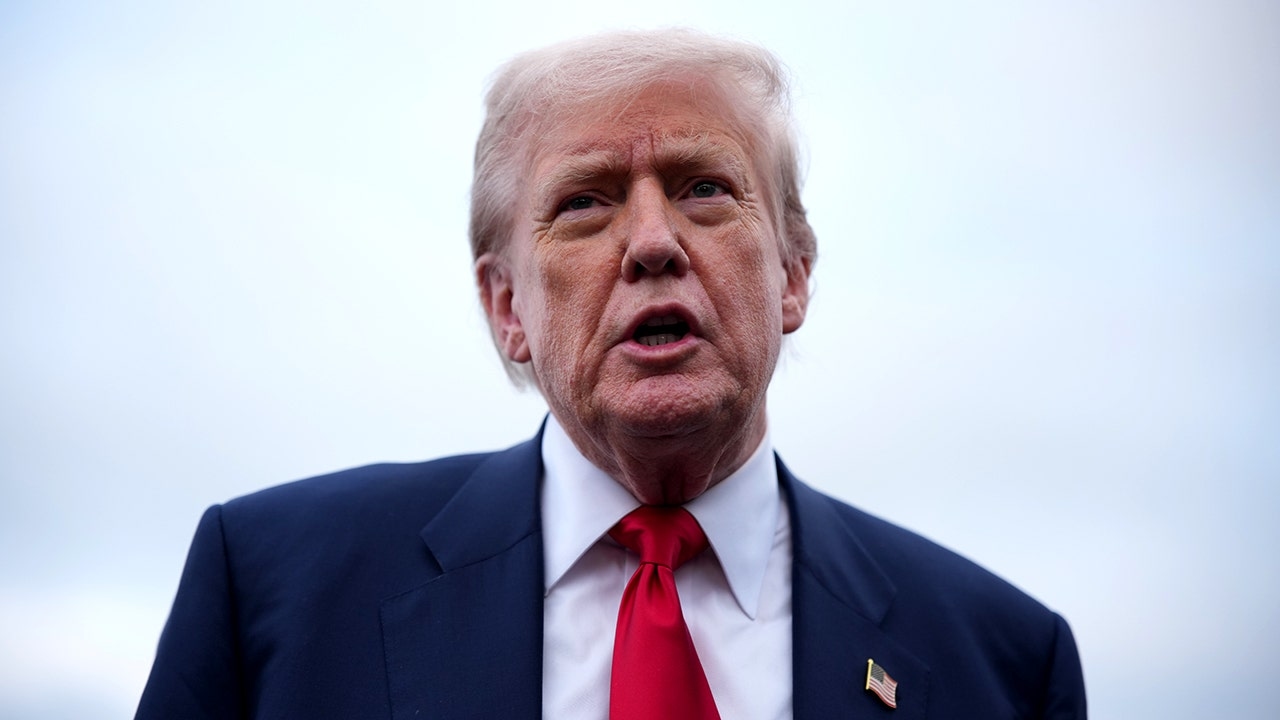 Trump fordert Schumer auf, „ZUR HÖLLE ZU GEHEN“, nachdem die Verhandlungen wegen der Finanzierungsforderungen für den Senatskandidaten gescheitert sind