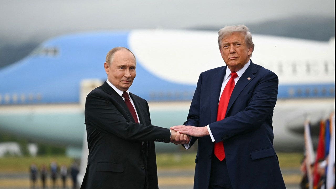 Trump enthüllt im Hannity-Interview 10 bemerkenswerte Erkenntnisse aus dem Putin-Gipfel