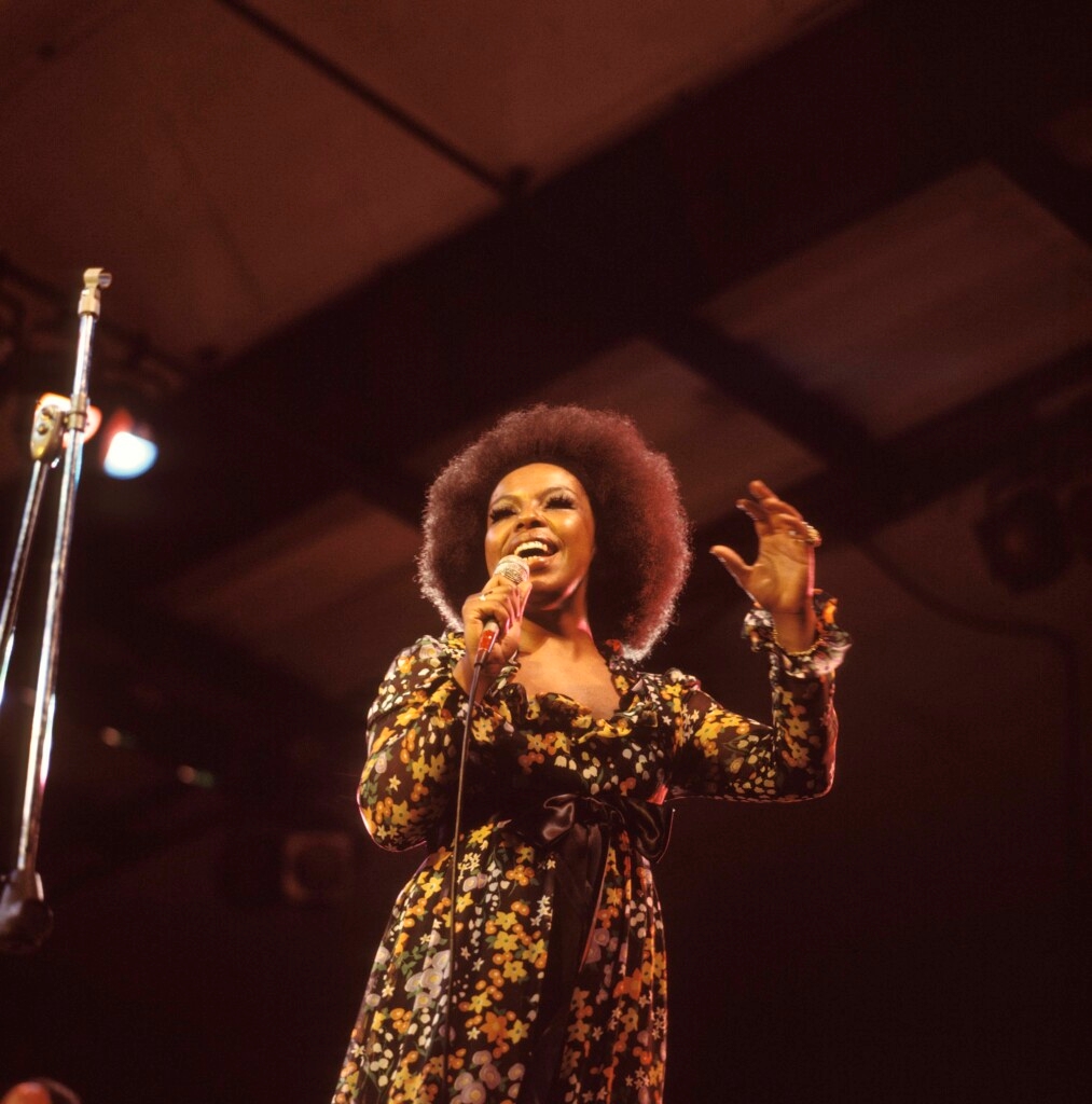 Addio Roberta Flack, l’elegante voce dei ’70