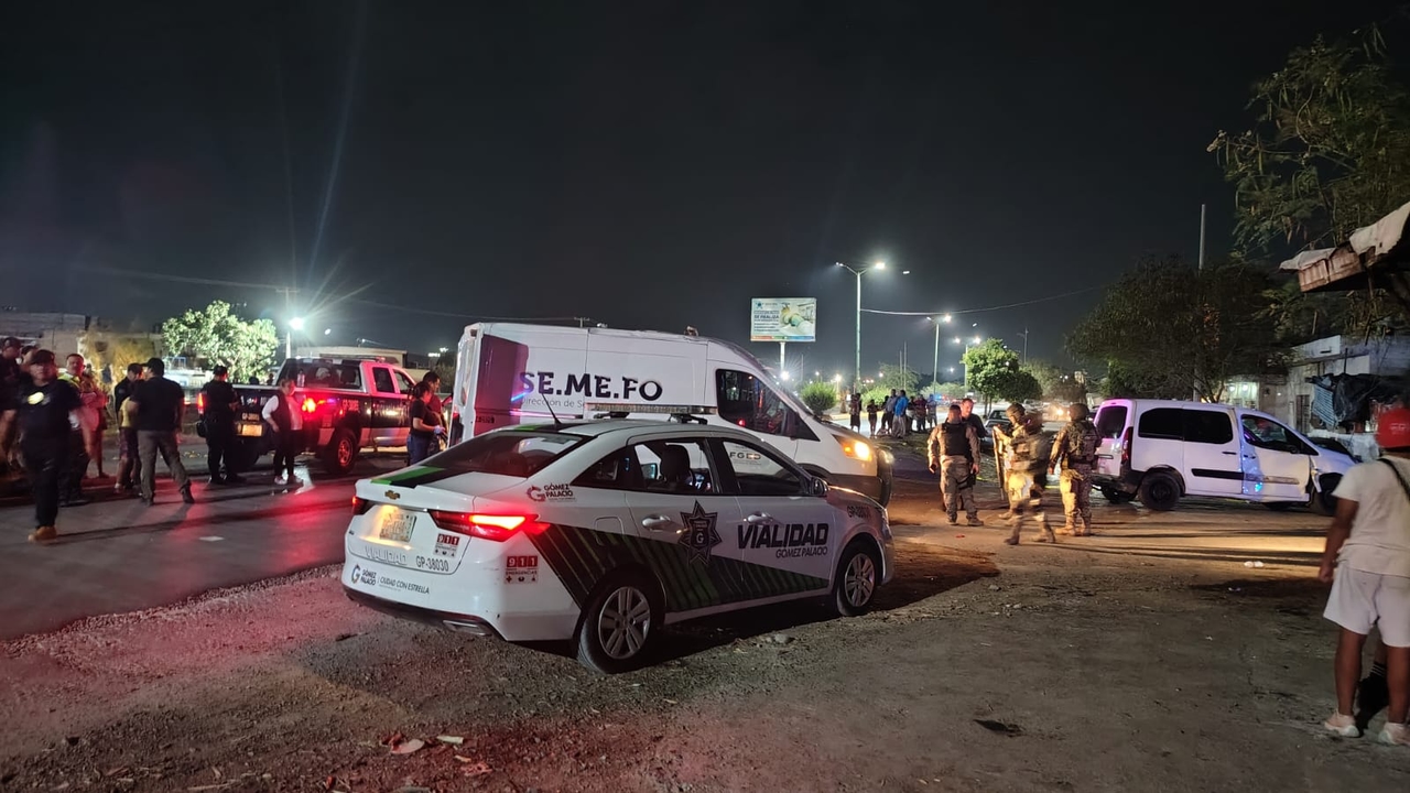 Couple dies after brutal crash with van in Gómez Palacio