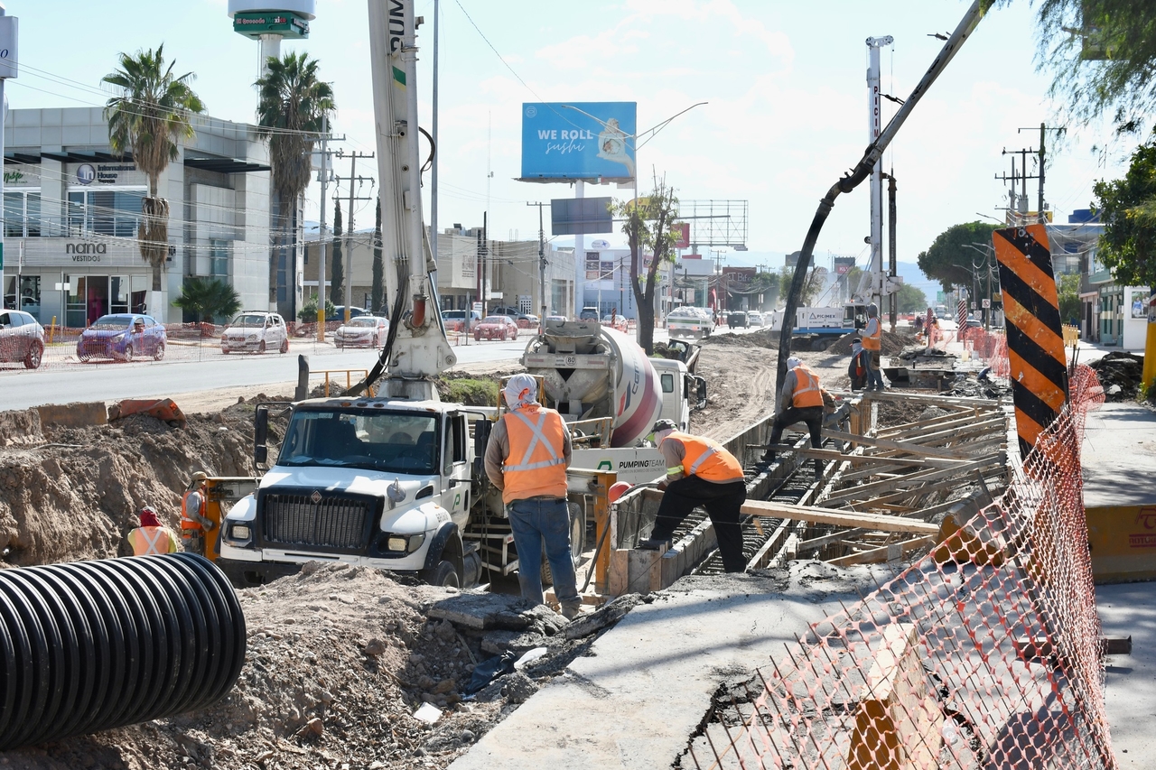 Pilot work on the Abastos-Independencia crossing is progressing; the lane will reopen.