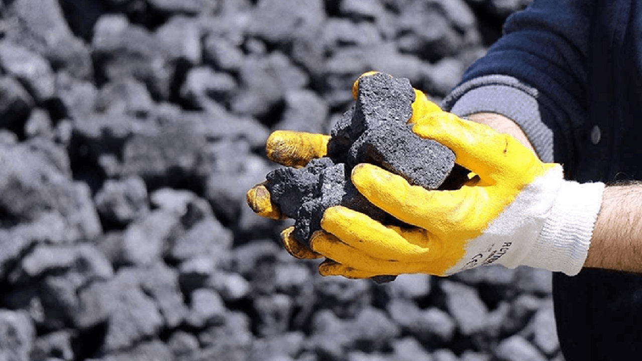 Colombia bans coal exports to Israel