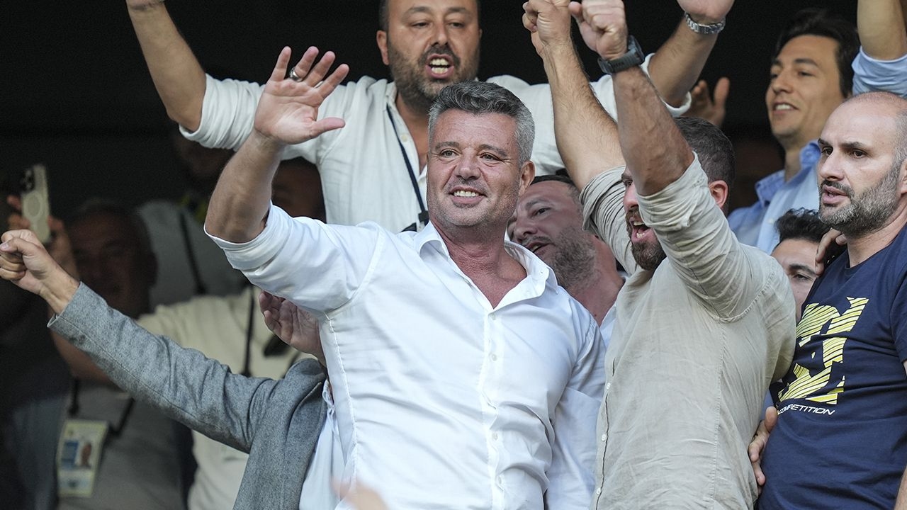 Sadettin Saran gaat naar Samandıra