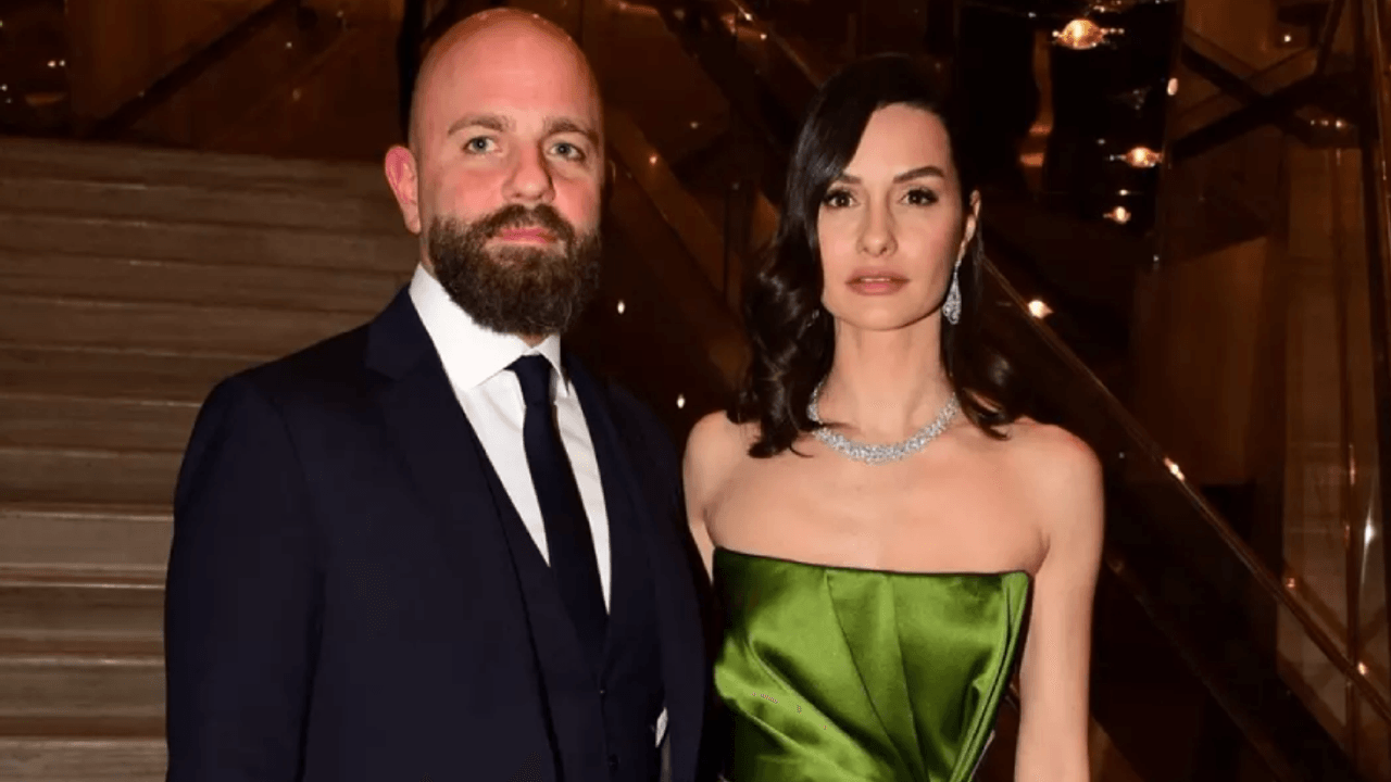 Ela apagou assim que se divorciou! Uma atitude notável de Yasemin Özilhan.