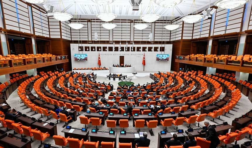 Le candidat du CHP à la présidence du Parlement a été annoncé