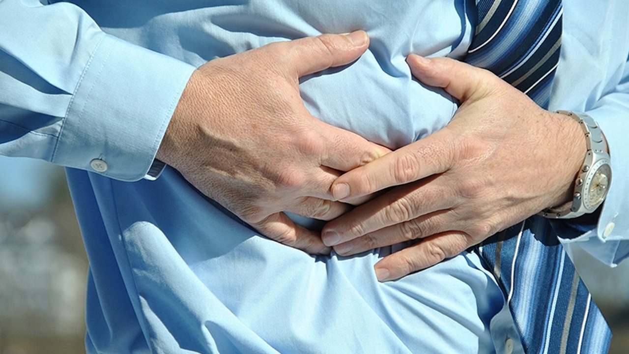 Zwróć uwagę na te objawy! Zmarł 4 tygodnie po postawieniu diagnozy.