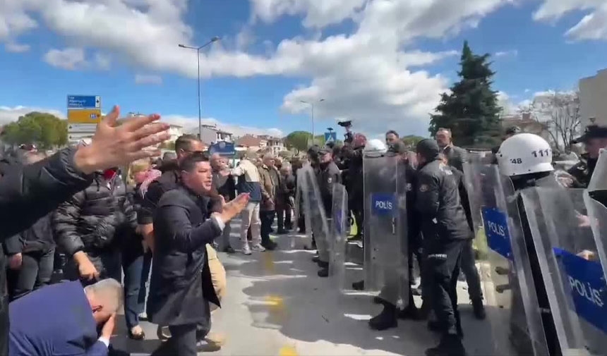 Gegen den Bürgermeister von Marmaris, Acar Ünlü, wurde Klage eingereicht