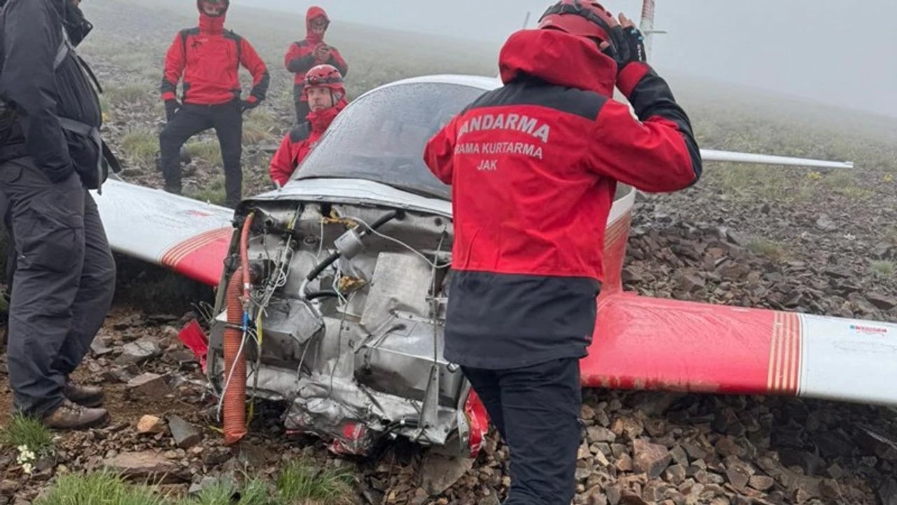 Kaçkar dağlarına düşen uçağın bulunduğu an ortaya çıktı!