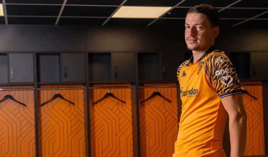 Enis Destan Hull City'de
