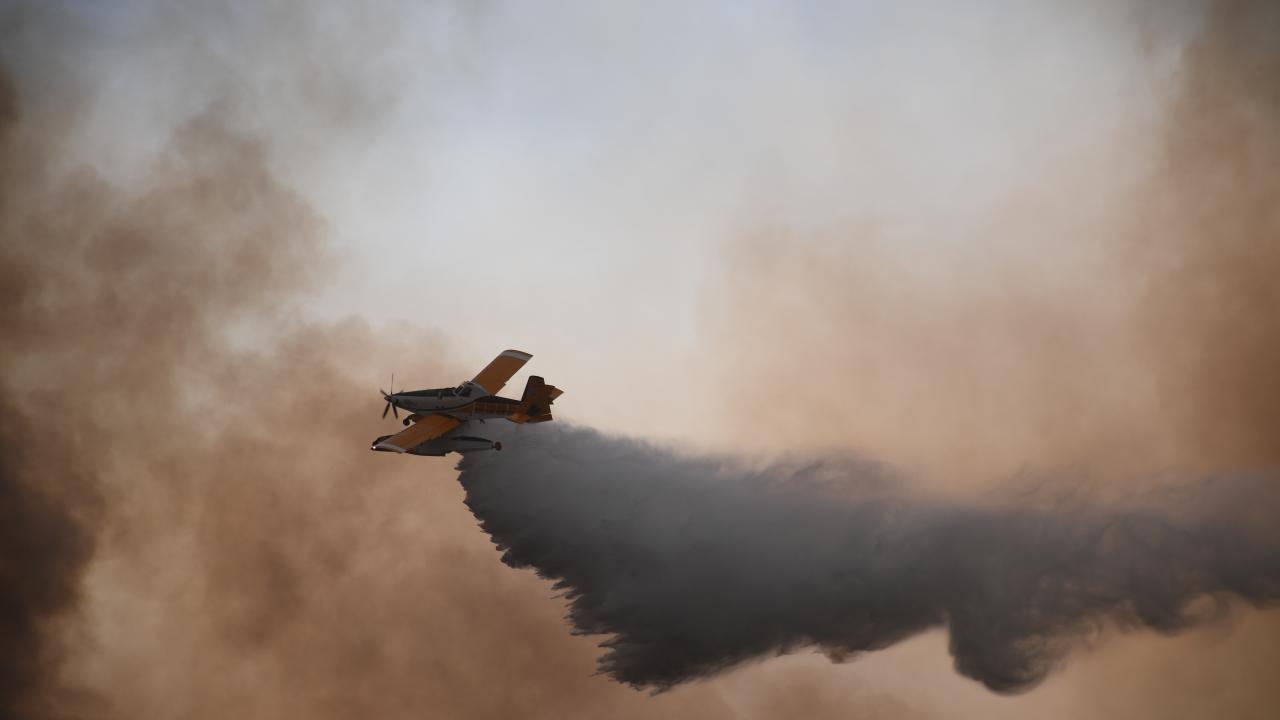 5.400 personas están en el terreno combatiendo los incendios