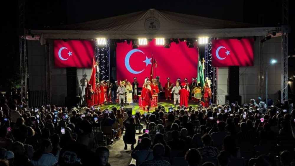 O vento turco sopra no Festival Cultural da Romênia