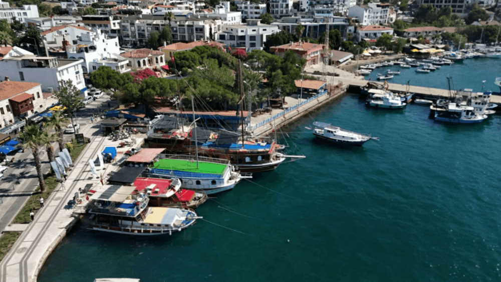 Sea transportation between Güllük and Kıyıkışlacık has begun.