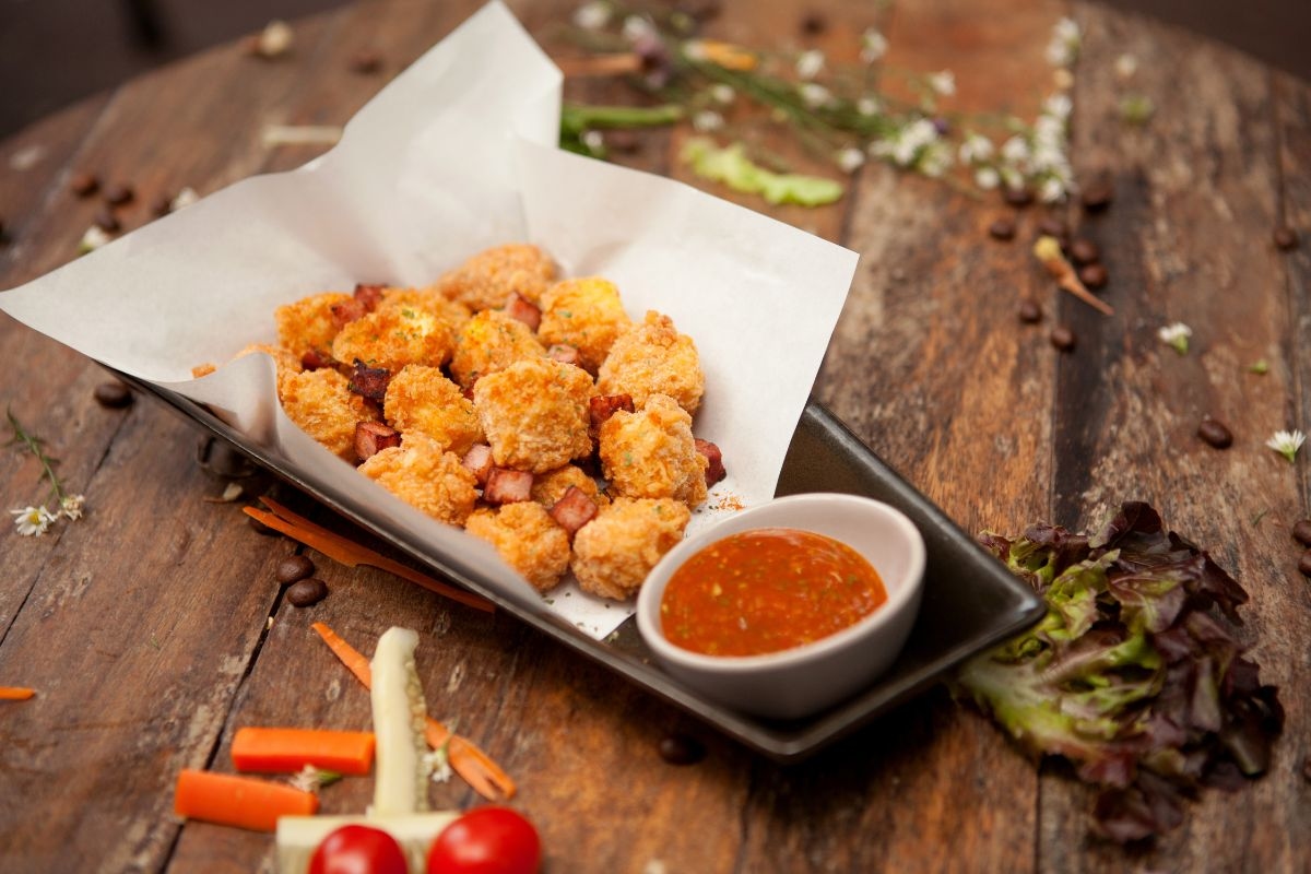 Ernährungsberaterin erklärt Rezept für gesunde Chicken Nuggets