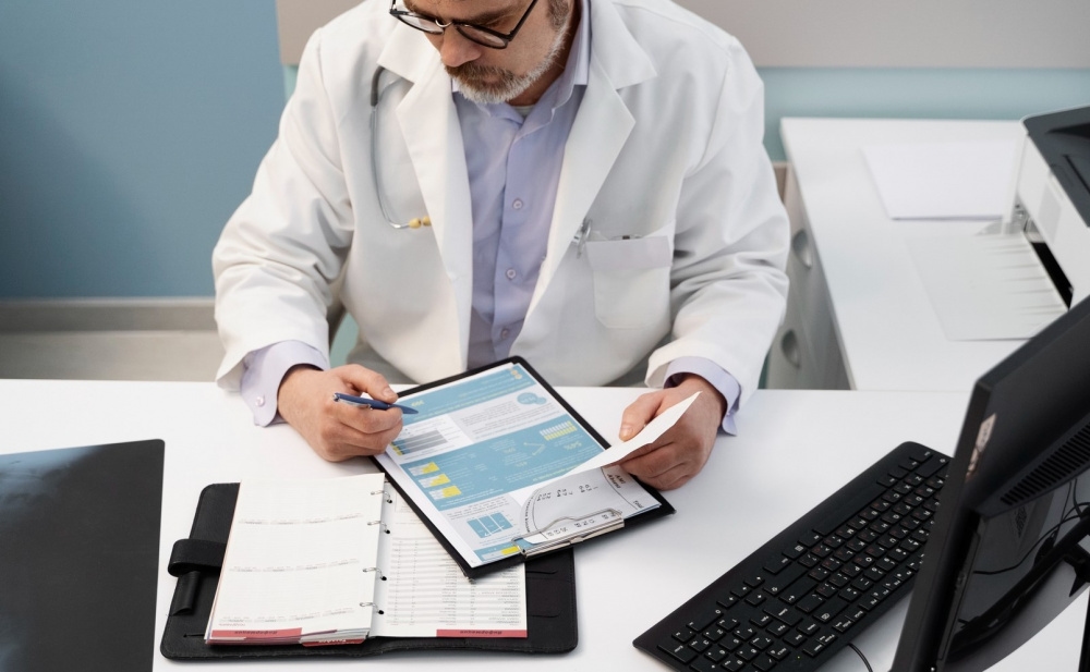 Le ministère de la Santé a élaboré une nouvelle version du Règlement sur l'assurance maladie obligatoire. Principales innovations pour les cliniques.