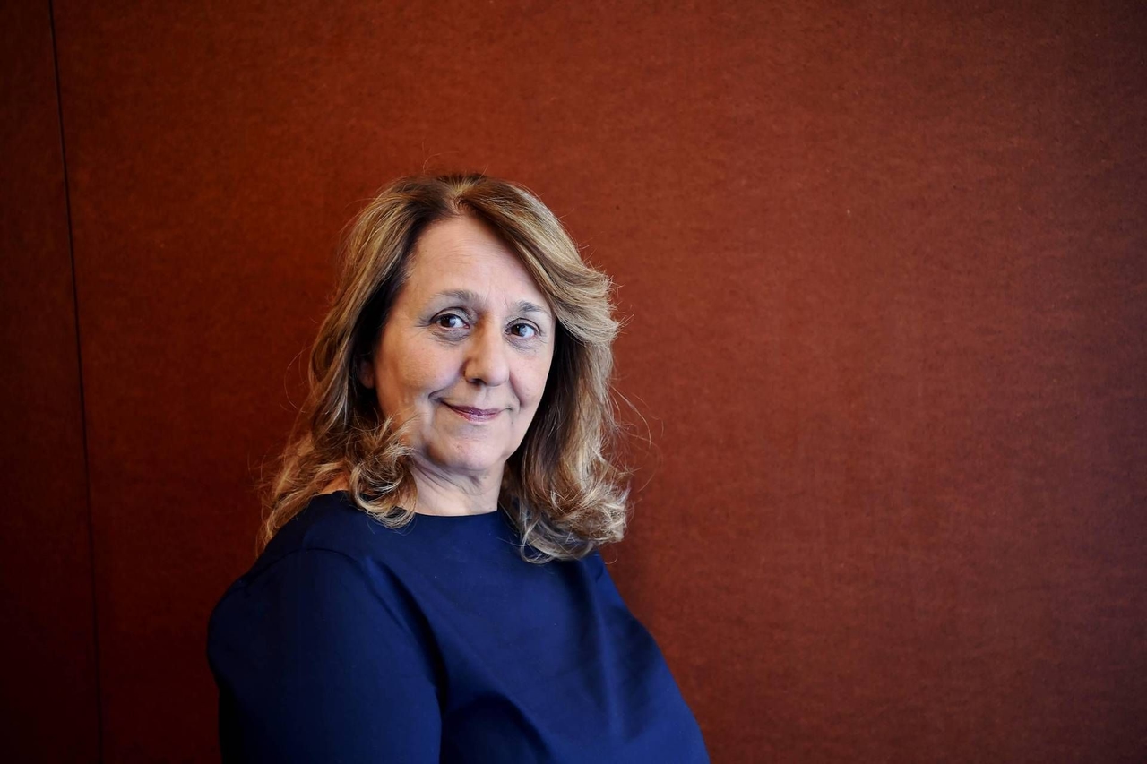 Wanda Marasco wins the Campiello Prize for "With Your Back to This World."