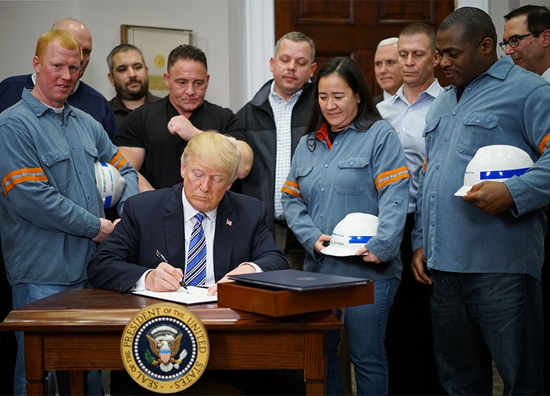 Amerikaanse tarieven, Europa gevangen tussen onzekerheid en chantage: zo ontsnap je aan de handelsoorlog die Trump heeft ontketend.