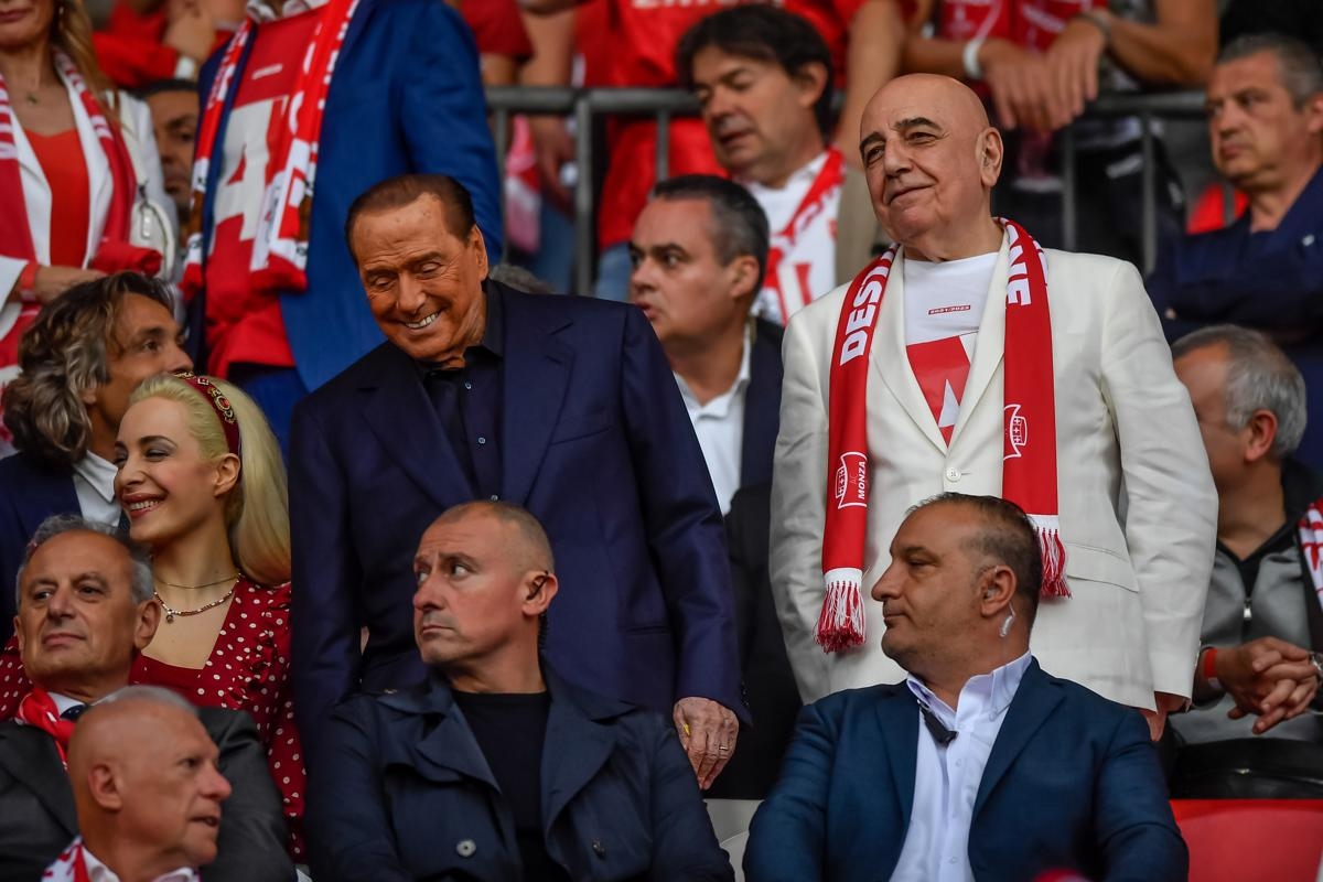 Galliani sobre Berlusconi, entre "comunistas" y anécdotas sobre Milán: "Siempre me llamaba a medianoche..."