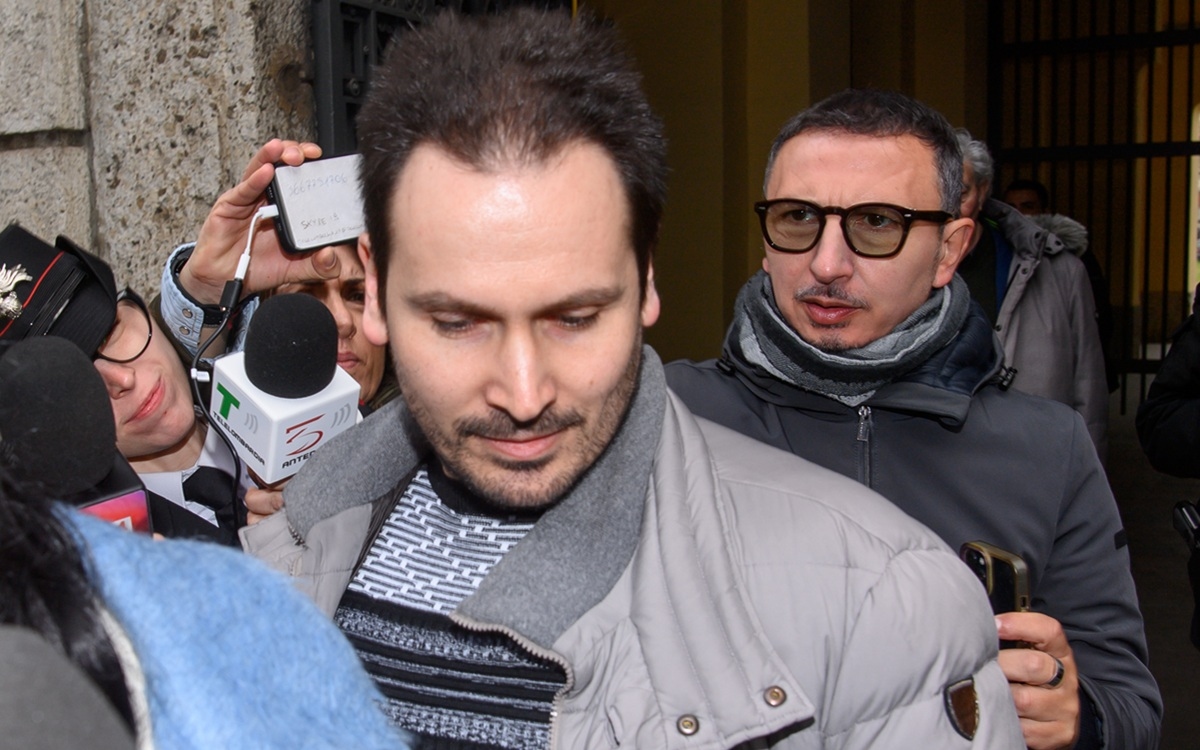 Garlasco e Carabinieri revistam a casa de Andrea Sempio