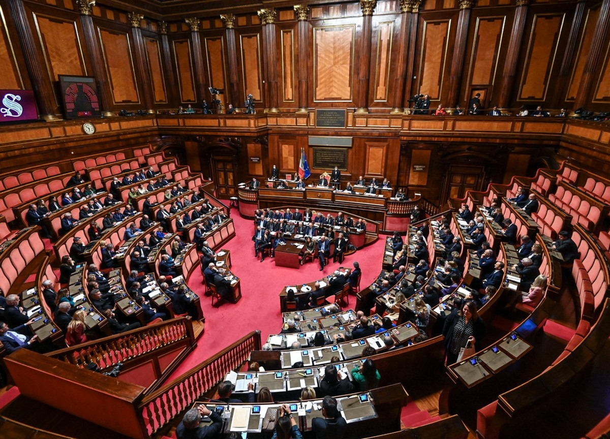 Incoerenza e poca autenticità, ecco perchè la politica non attrae più i giovani che hanno sete di verità