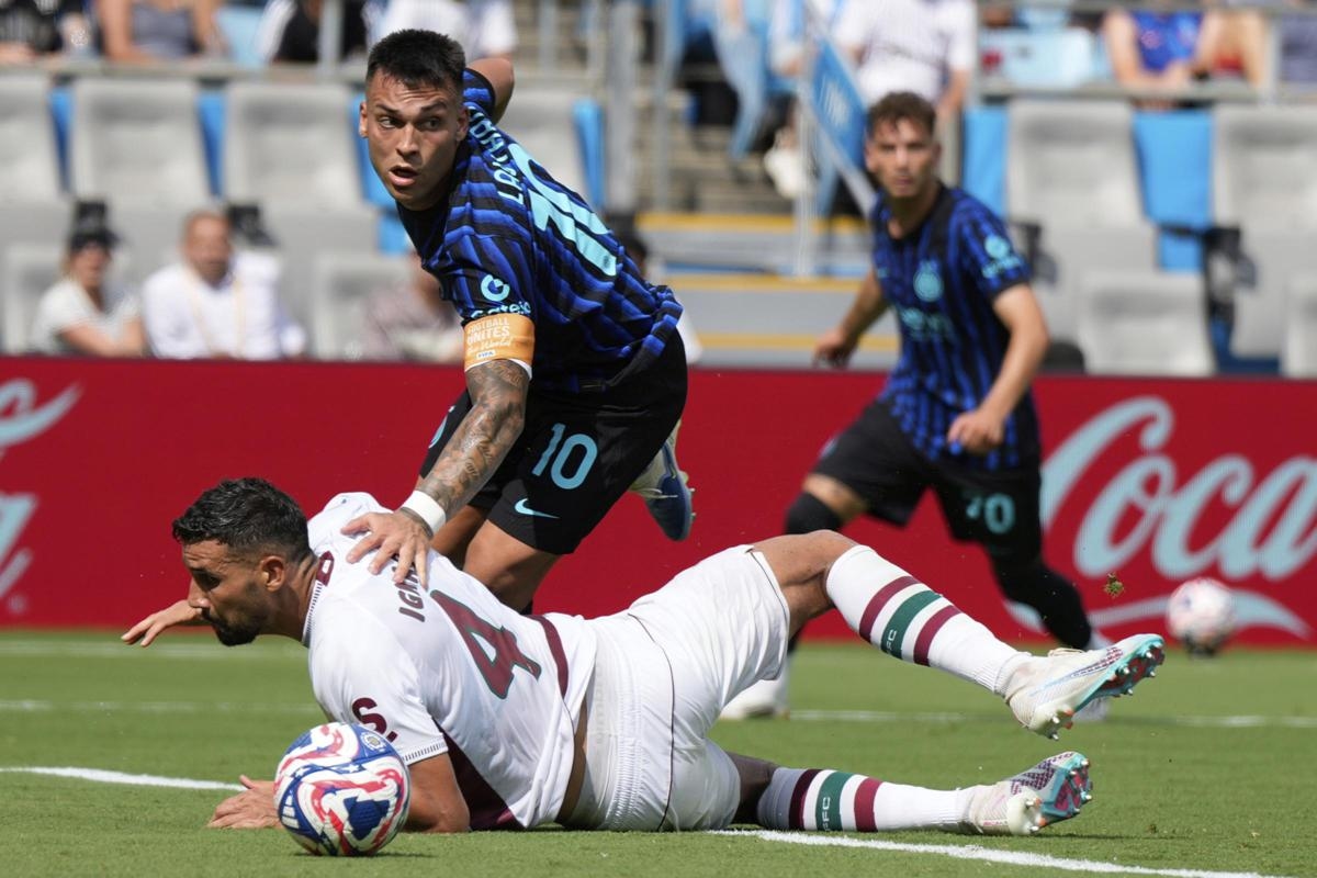 Inter flop, Fluminense kicks them out of the Club World Cup. Lautaro: "Whoever doesn't want to stay should leave". And Marotta: "He was thinking about Calhanoglu"