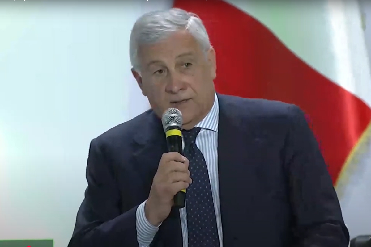 Oekraïne, Tajani: "Er moet nog veel gebeuren om een vredesakkoord te bereiken. Een verenigd Europa en een sterke transatlantische band."