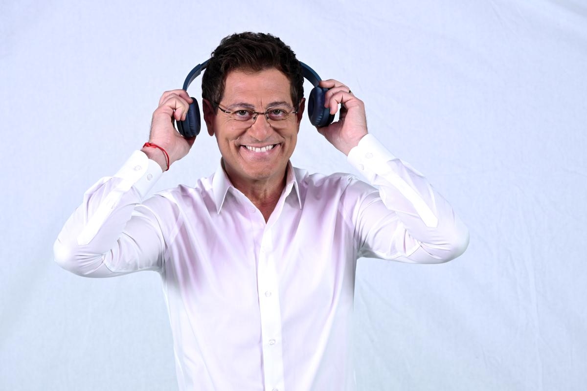 Enrico Papi's Sarabanda and the TV ratings challenge in Canale 5's early evening show: five contestants, playlist, and... Everything about the new edition of the music quiz.