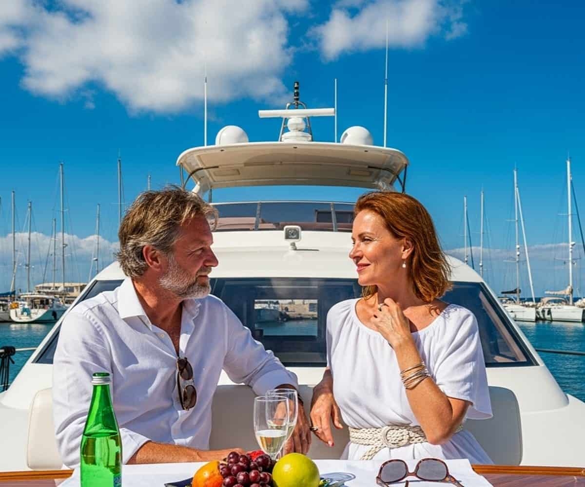 L'esperienza definitiva in yacht di lusso per coppie a Tenerife
