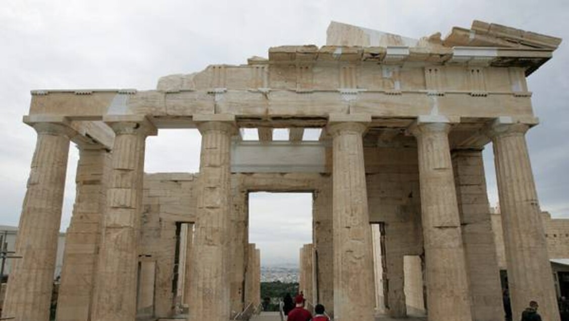 In Grecia i posti letto degli affitti brevi superano gli hotel