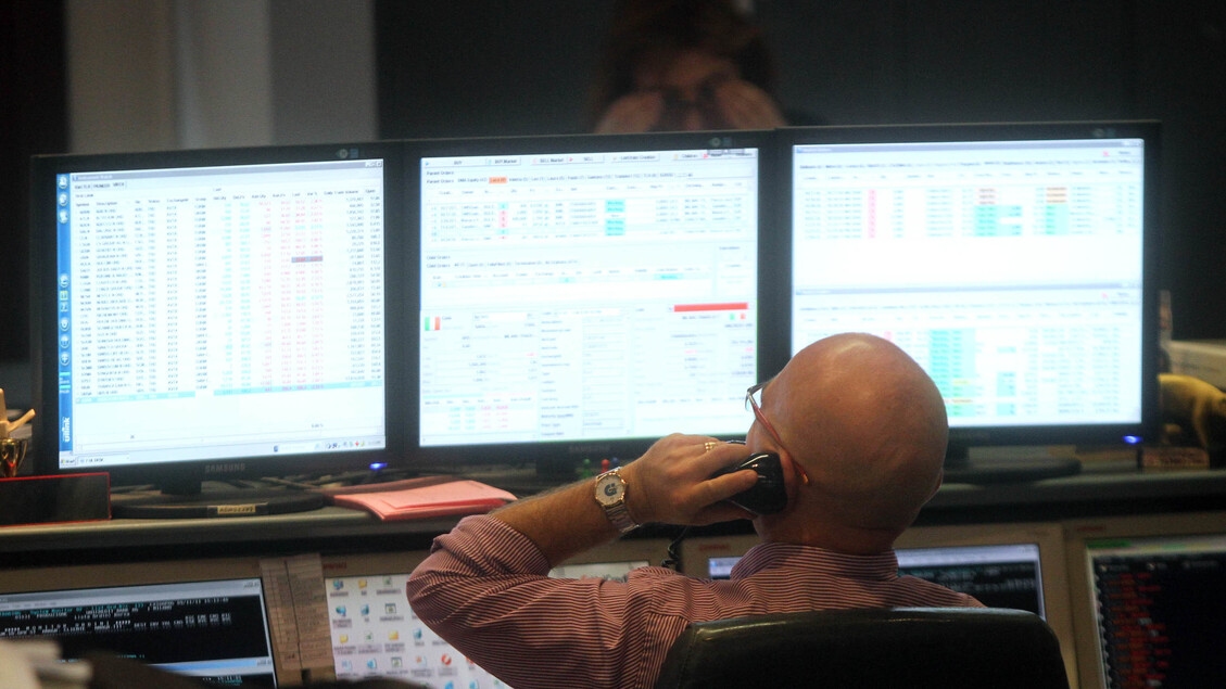 O spread BTP-Bund abre em baixa de 88 pontos-base.